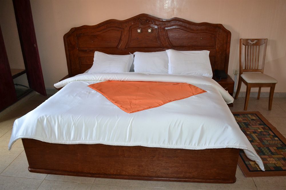 Hotel De Malte Tchang Εξωτερικό φωτογραφία
